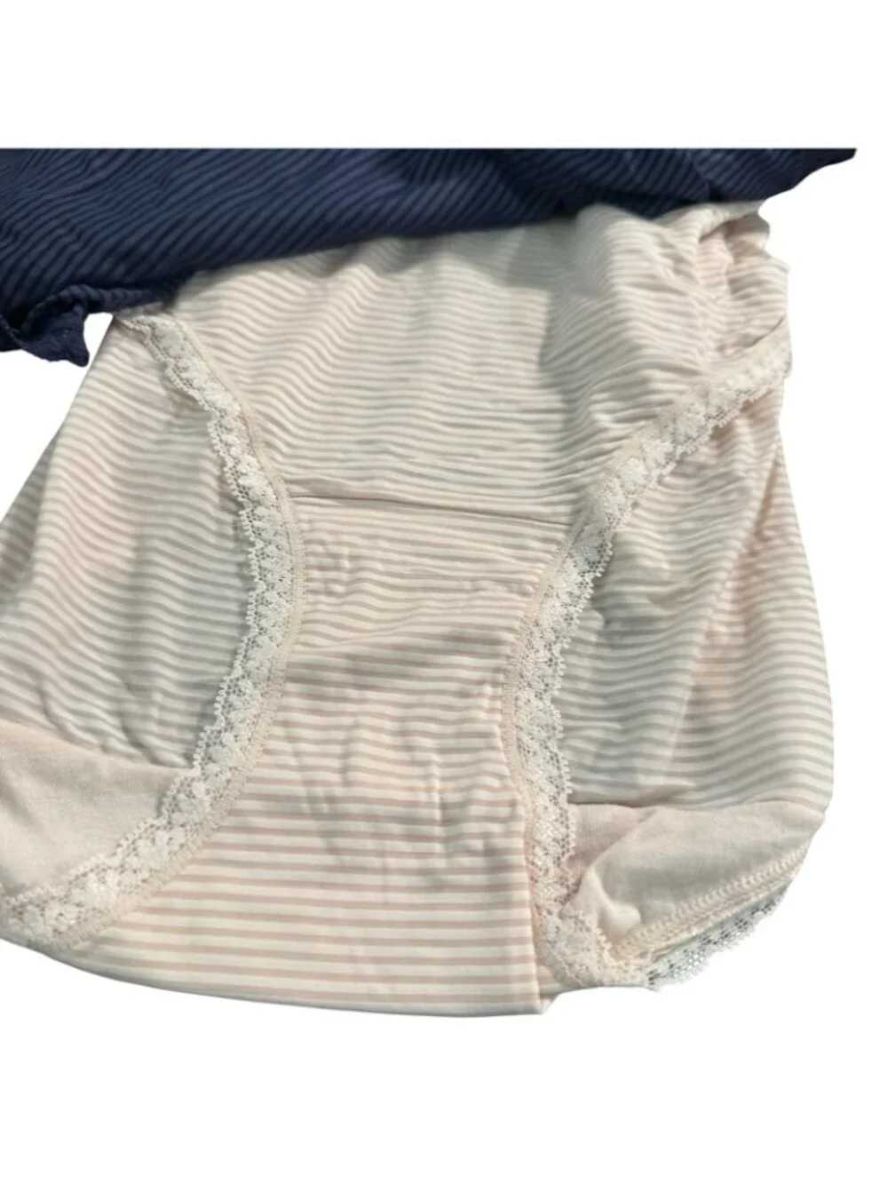 Vanity Fair Radiant Light Luxe Brief Underwear Stretch Lace Waistband 3-Pack 3XL